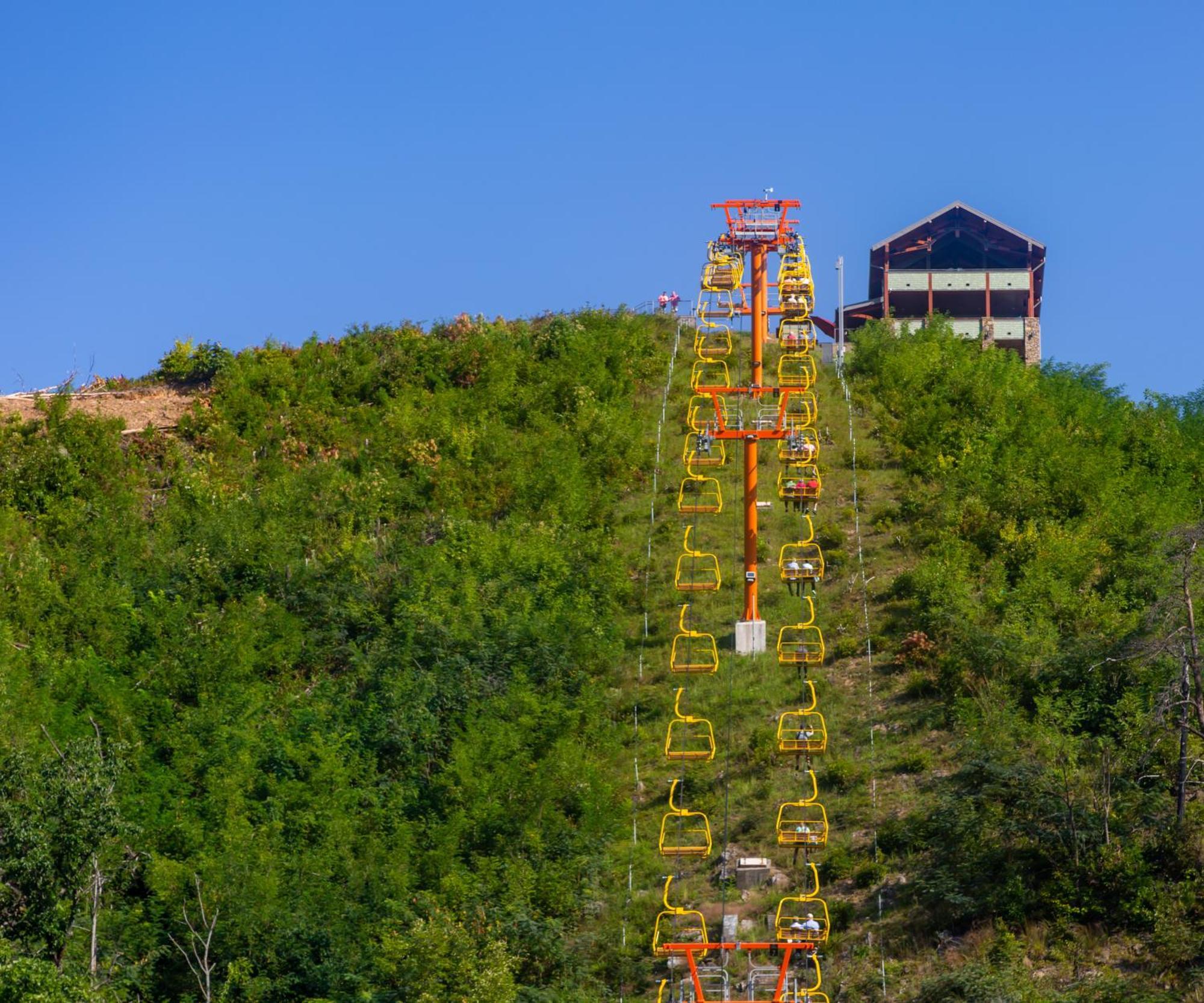Whispering Winds, Hot Tub, Game Room, Wifi, 1089 Free Tickets Each Paid Day, Dollywood And More Gatlinburg Exterior foto